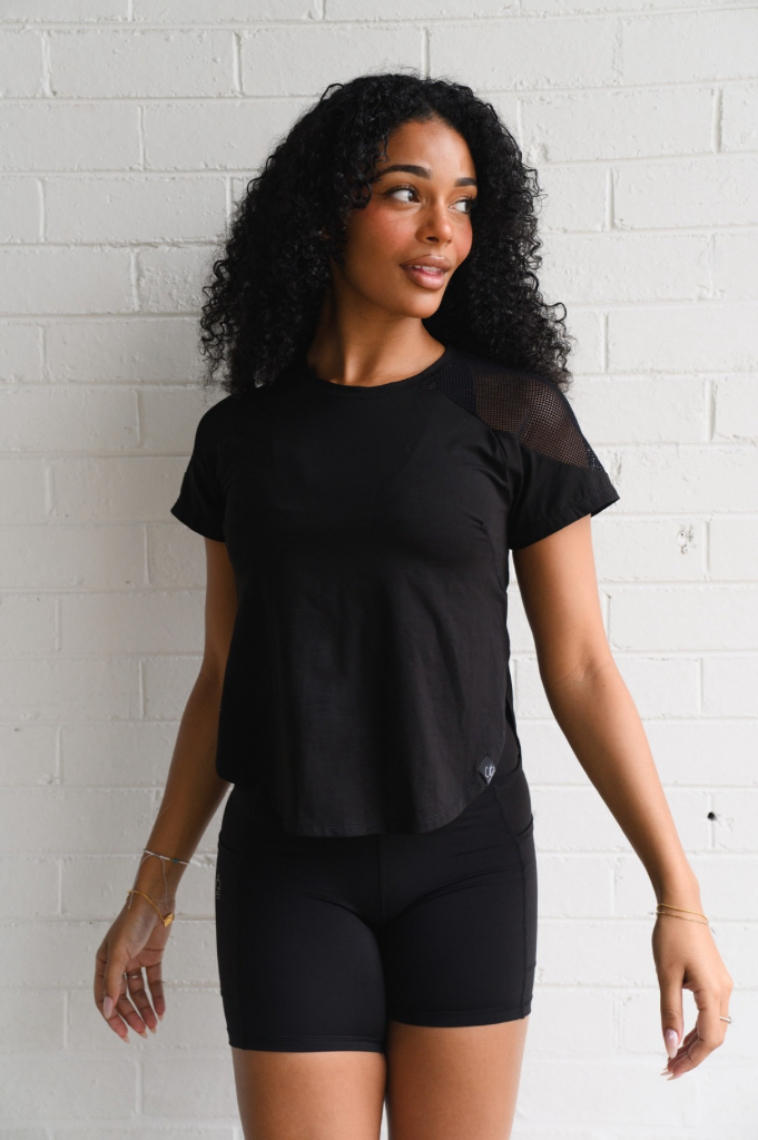 Lauren Tee in Raven